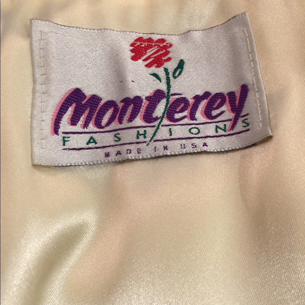 EUC Vintage White Faux Fur Jacket - Picture 4 of 6
